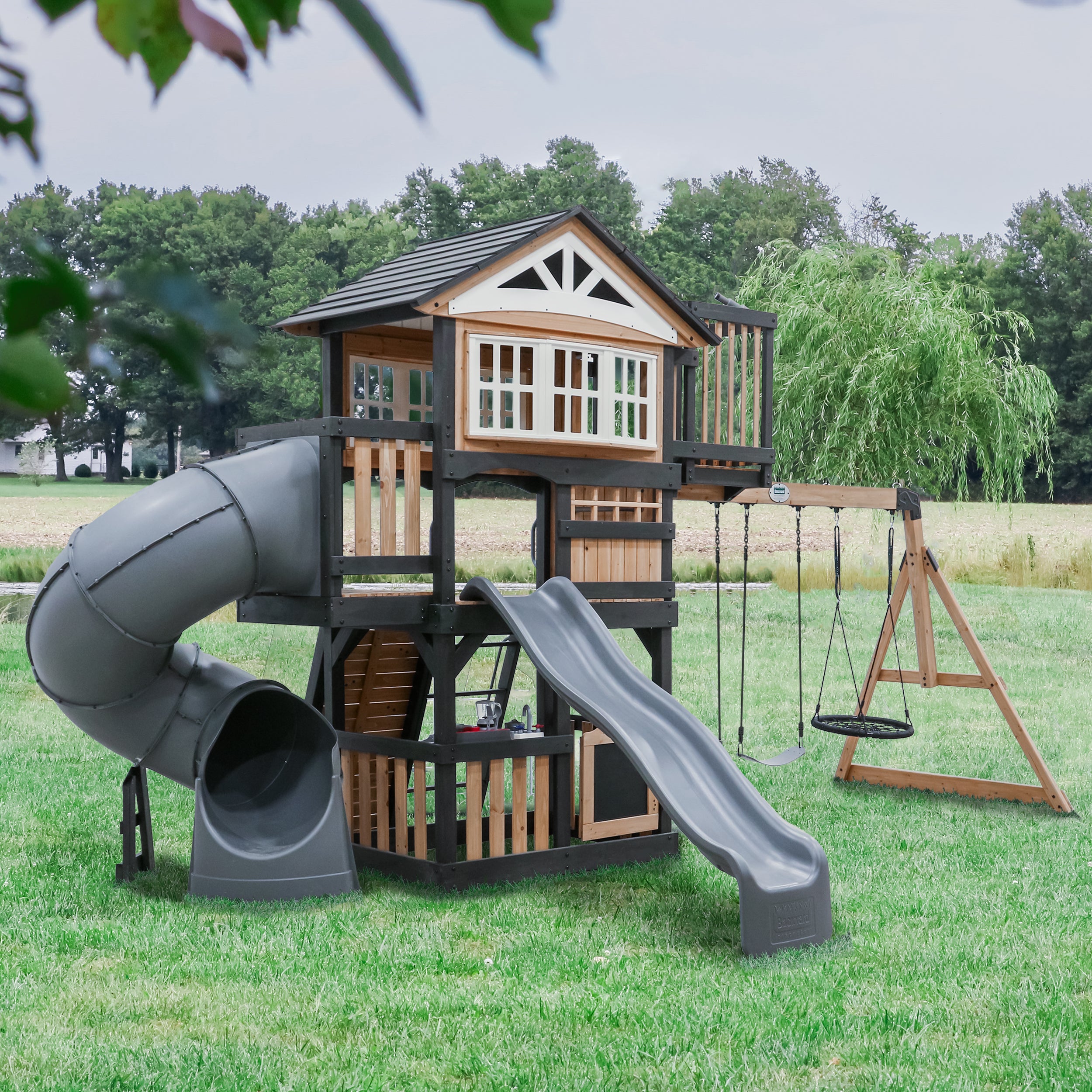 Magnolia Falls Swing Set EN71