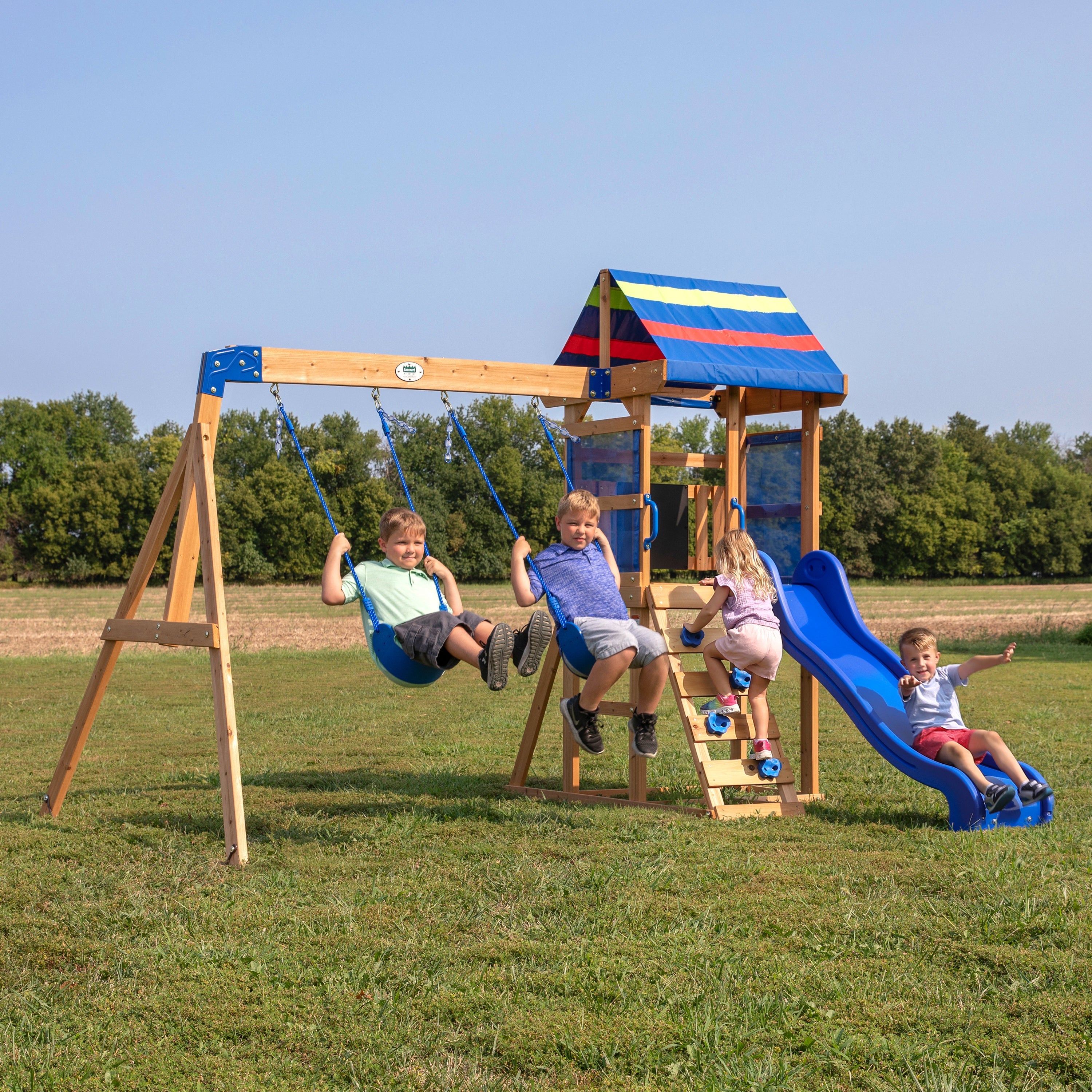 Bay Pointe Wooden Swing Set