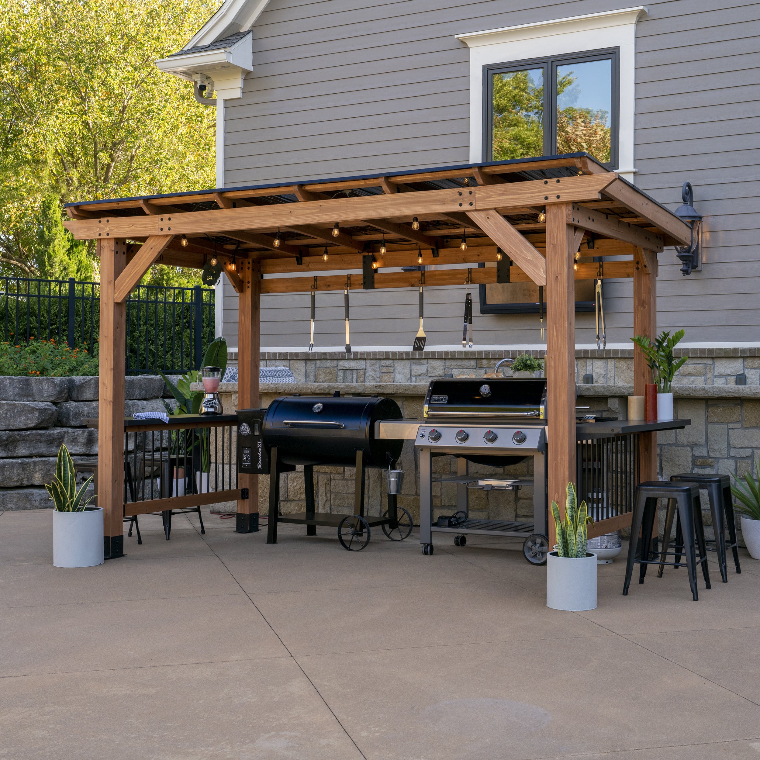 Saxony XL Grill Gazebo